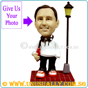 Custom 3D Caricature Strolling Fashionable Male Figurine